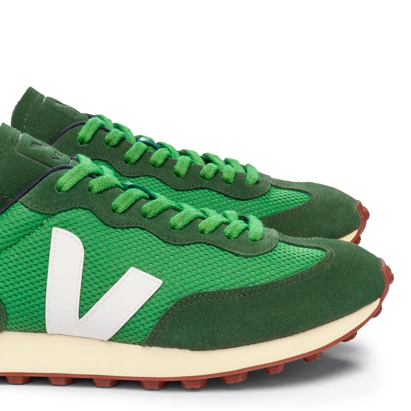 Deportiva verde esmeralda RIOBRANCO Veja