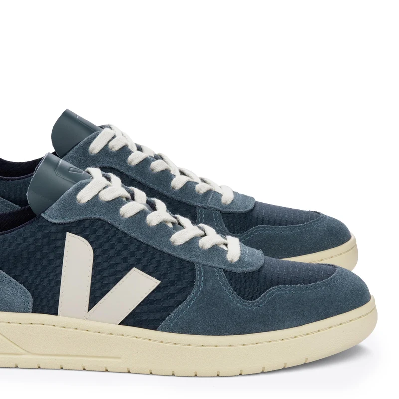 Deportiva serraje azul V10RIPSTOP Veja
