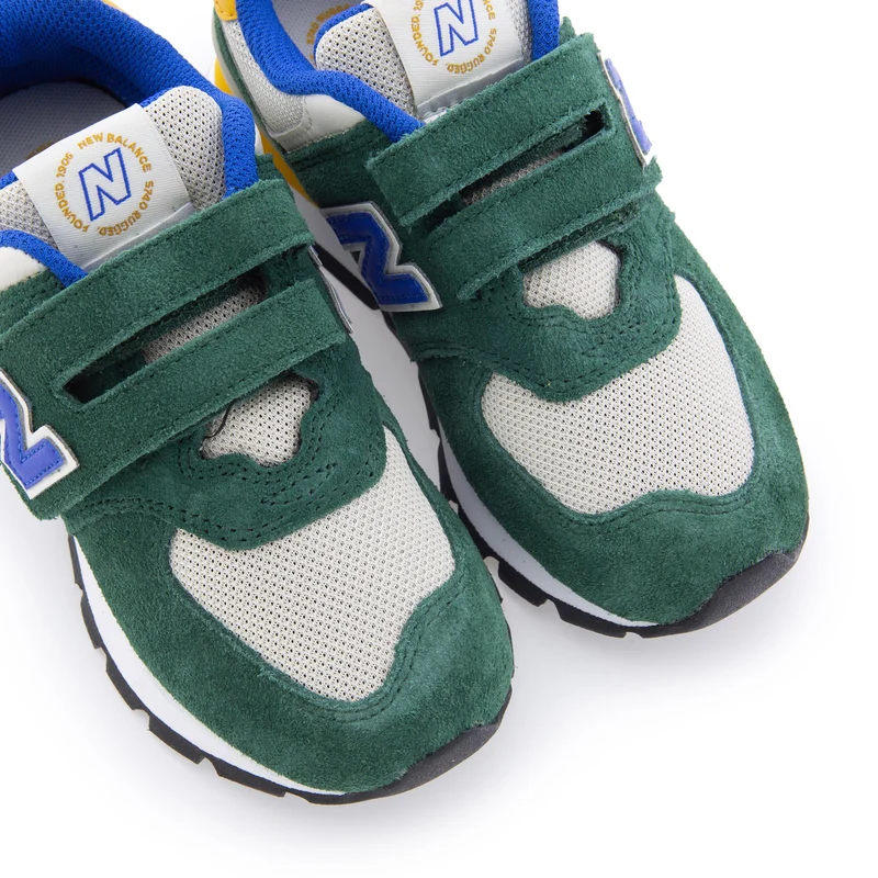 Deportiva serraje verde PV574DG2 New Balance