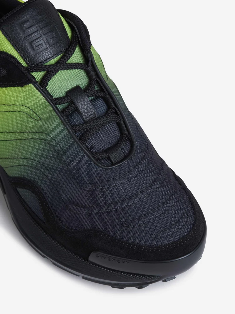 Sneakers Gv1 Light