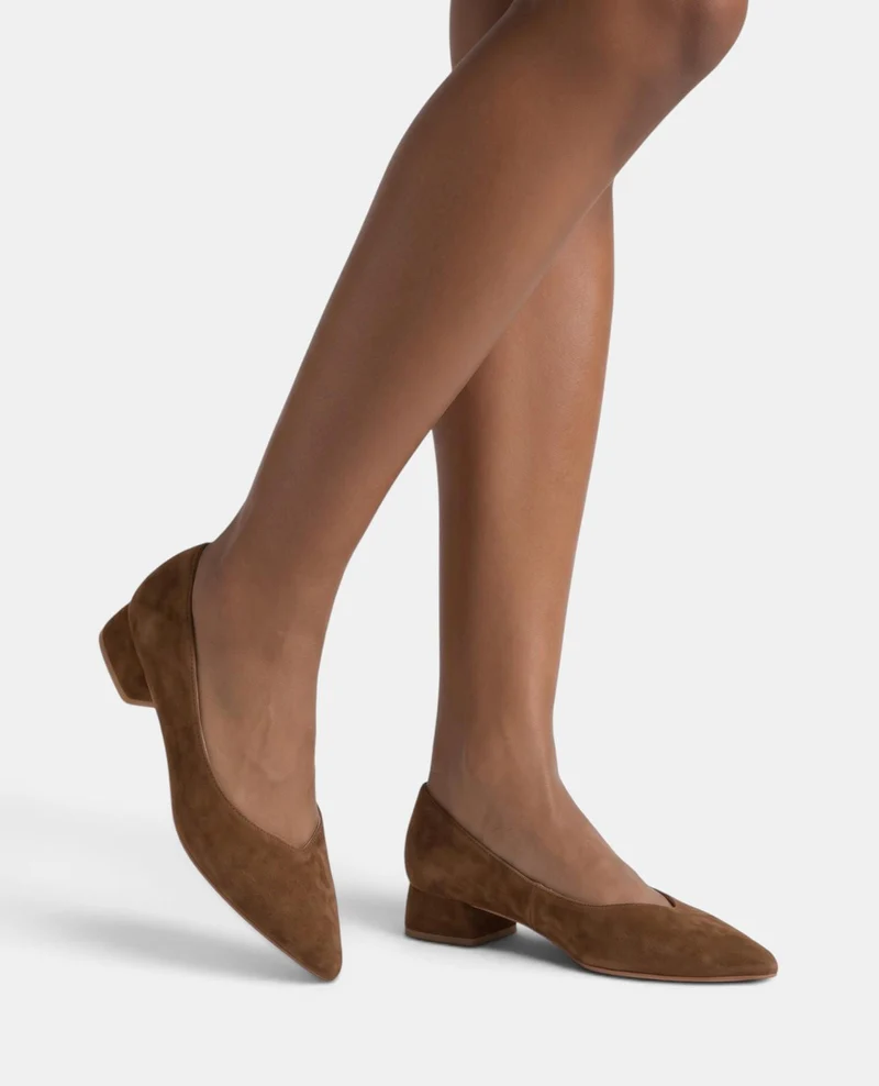 ZAPATO DE PUNTA EN PIEL