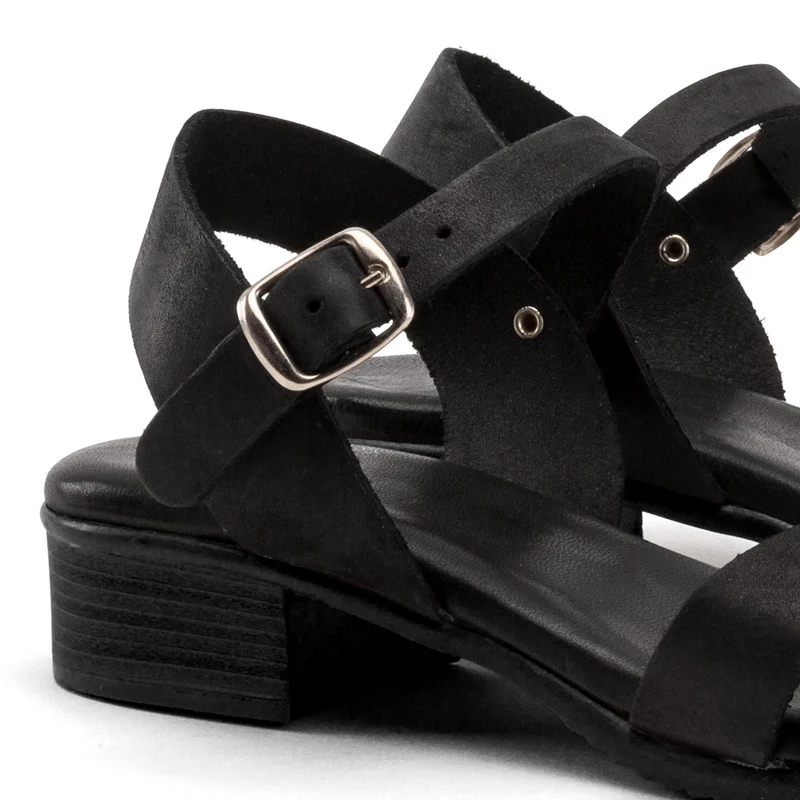 Sandalia nobuk negro S14470 Pepa & Cris