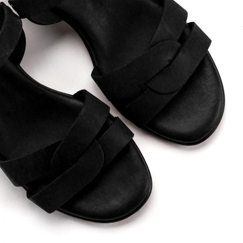 Sandalia nobuk negro S14470 Pepa & Cris