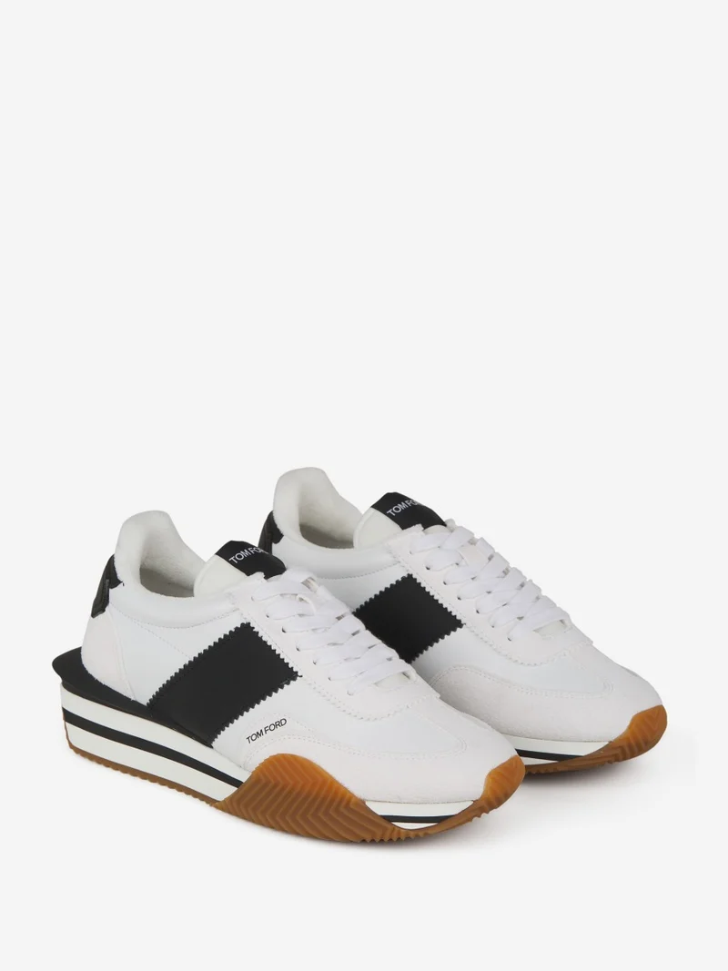 Sneakers James