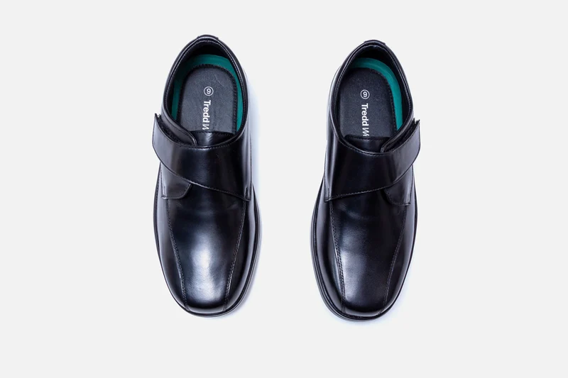 Zapatos con velcro Tredd Well Peter de ajuste ancho para hombre