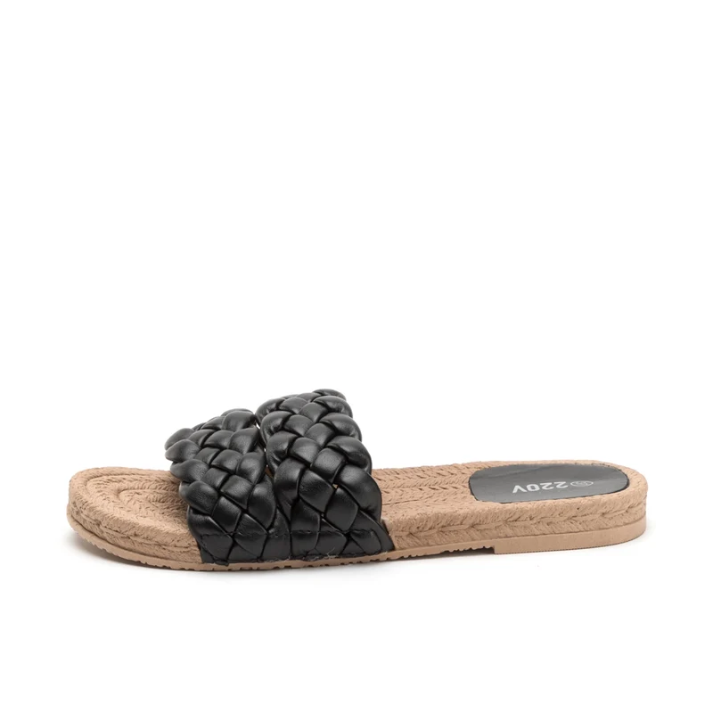 Sandalia negra AMBAR 220V