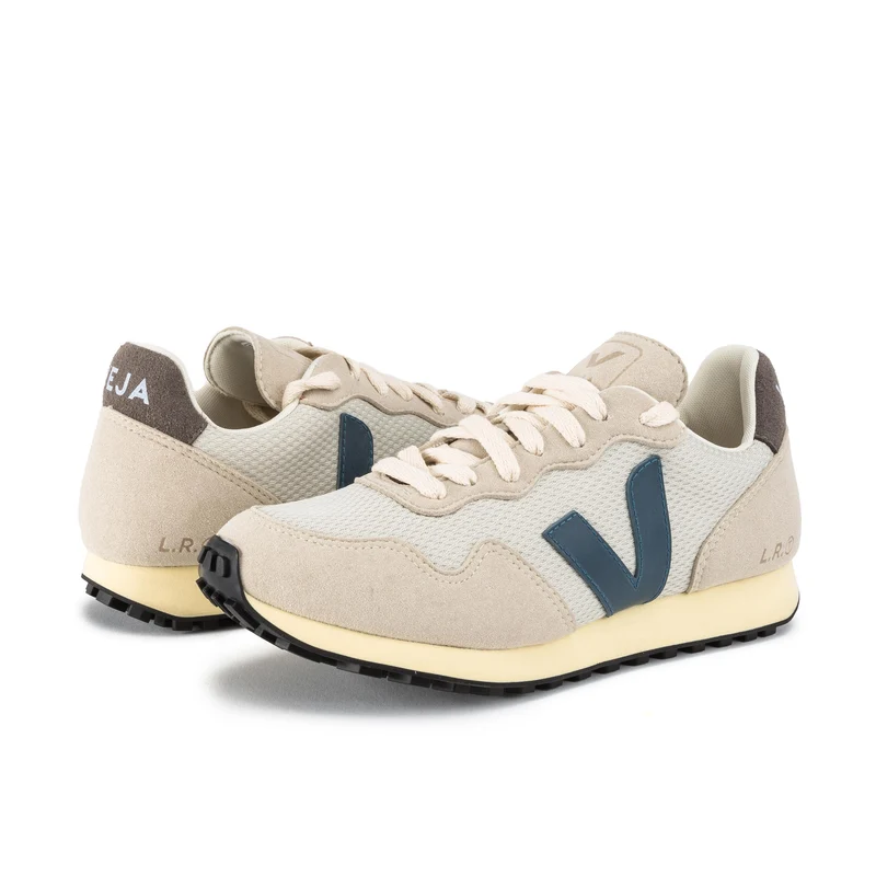 Deportiva beige SDU Veja