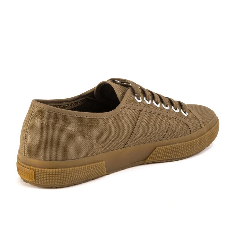 Zapatilla total tostado 2750COTU Superga