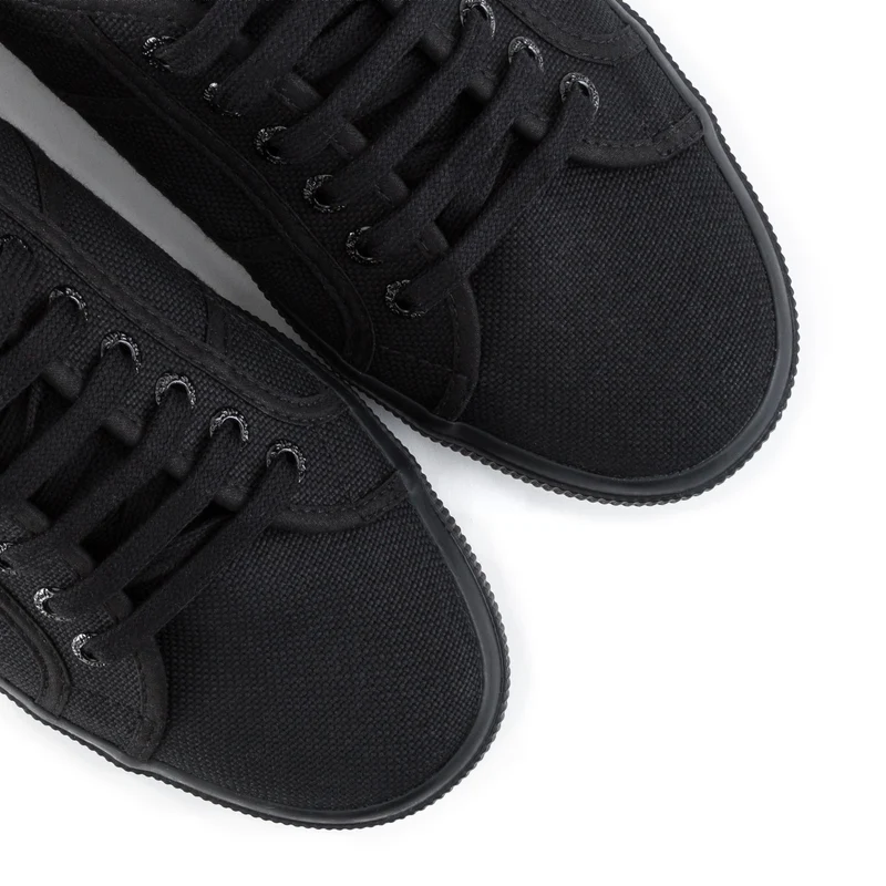 Zapatilla total negro 2750COTU Superga