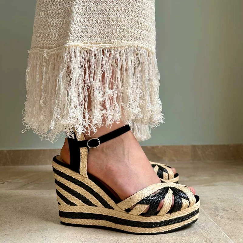 Sandalias de Esparto Corina Cuña M4355 Negro Natural