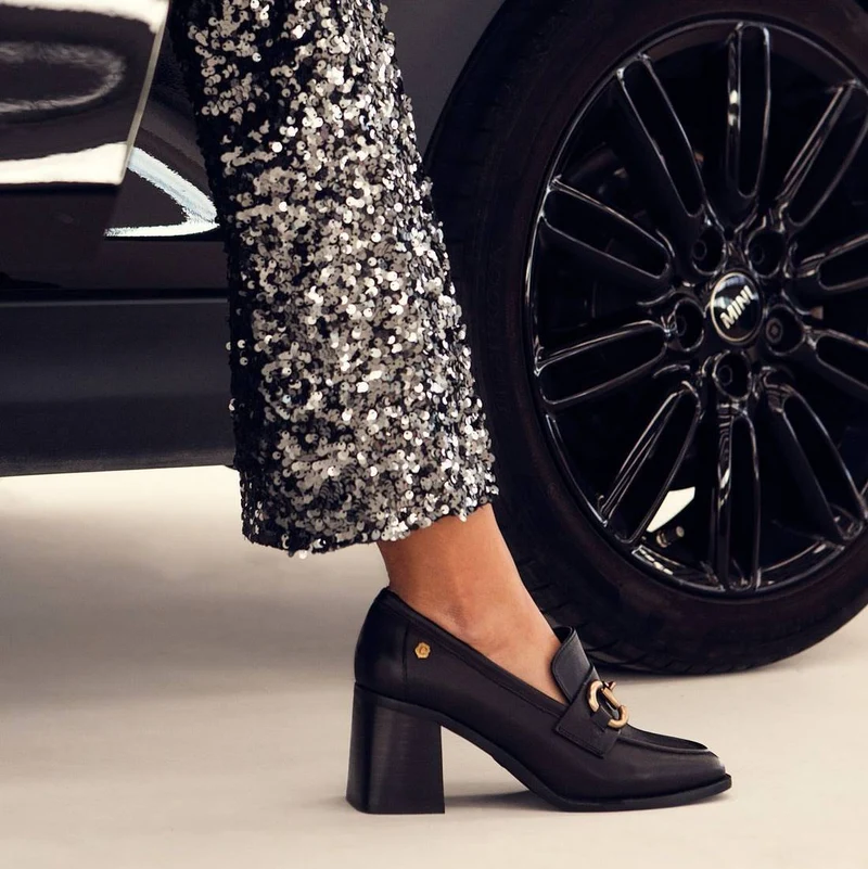 ZAPATO DE MUJER CARMELA 16112701