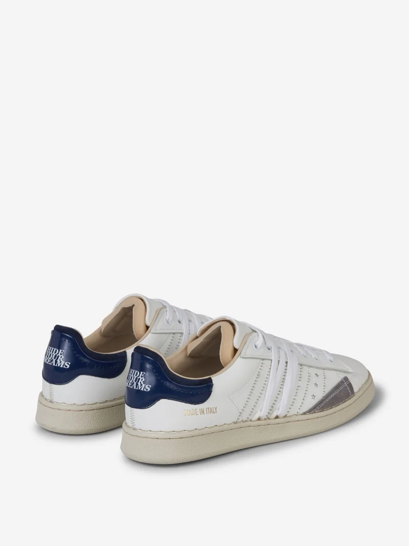 Sneakers Stripeless