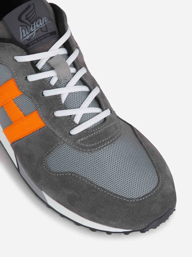 Sneakers H383