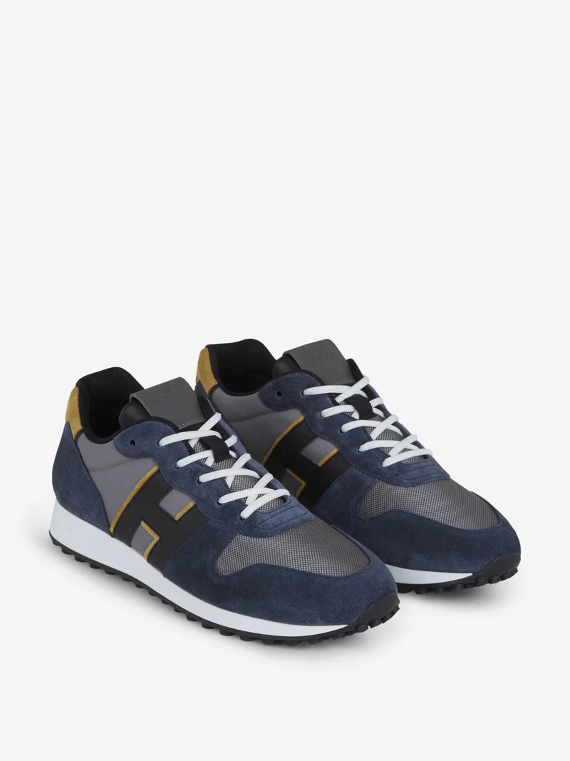 Sneakers H383