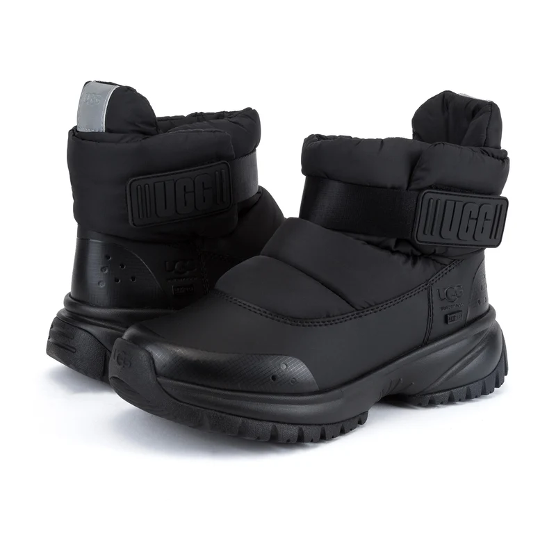 Botín negro YOSEPUFF UGG
