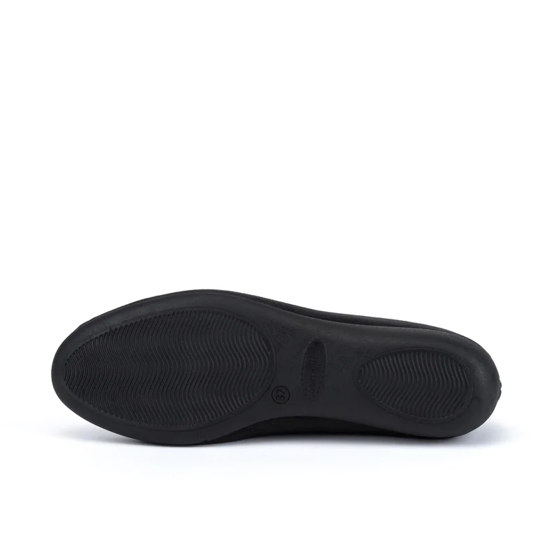 Zapatilla casa negra 18401 La Cadena