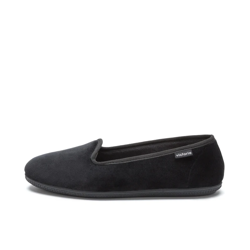 Zapatilla casa negra 104911 Victoria