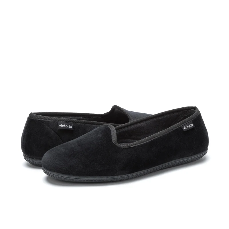 Zapatilla casa negra 104911 Victoria
