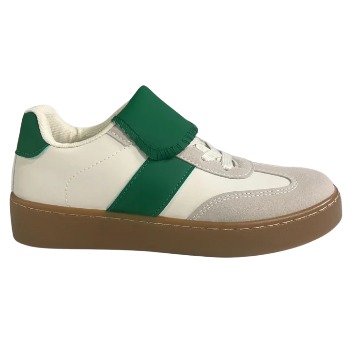 MUJER DEPORTIVA PLUMA VERDE