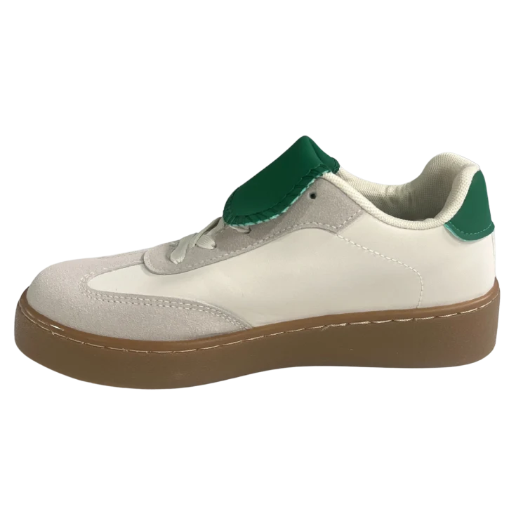 MUJER DEPORTIVA PLUMA VERDE