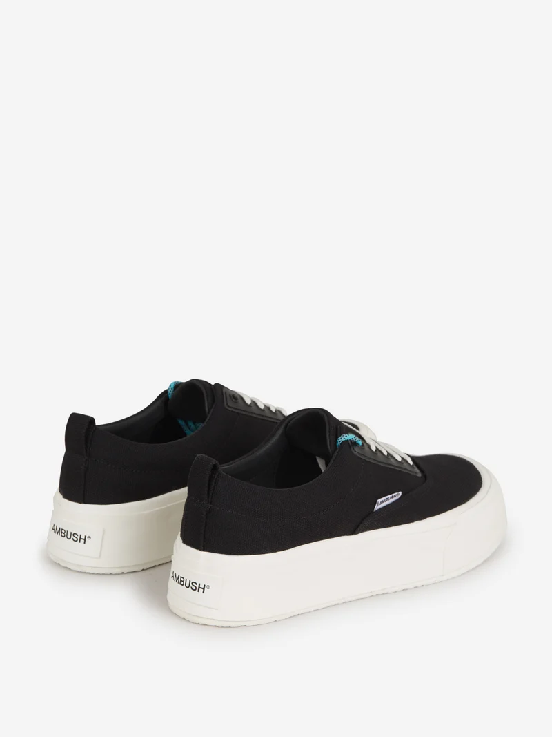 Sneakers Vulcanizadas Logo
