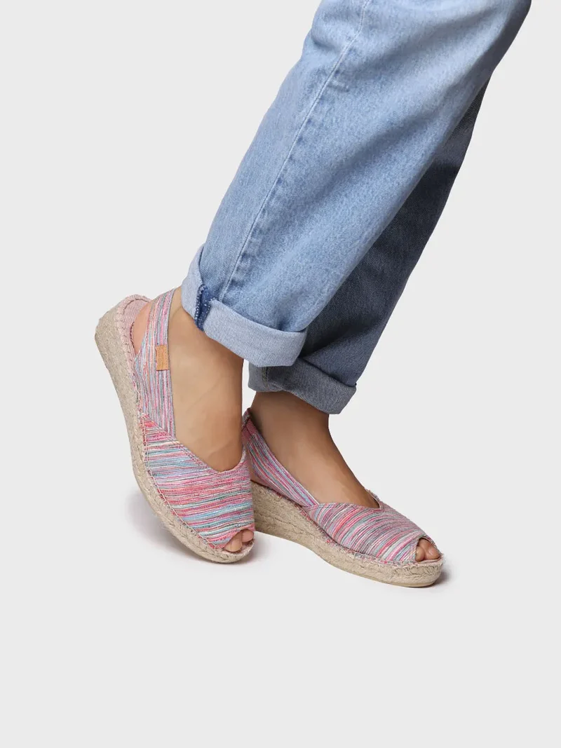 Alpargata peep toe de mujer con cuña y tejido rayado | BERI-RG