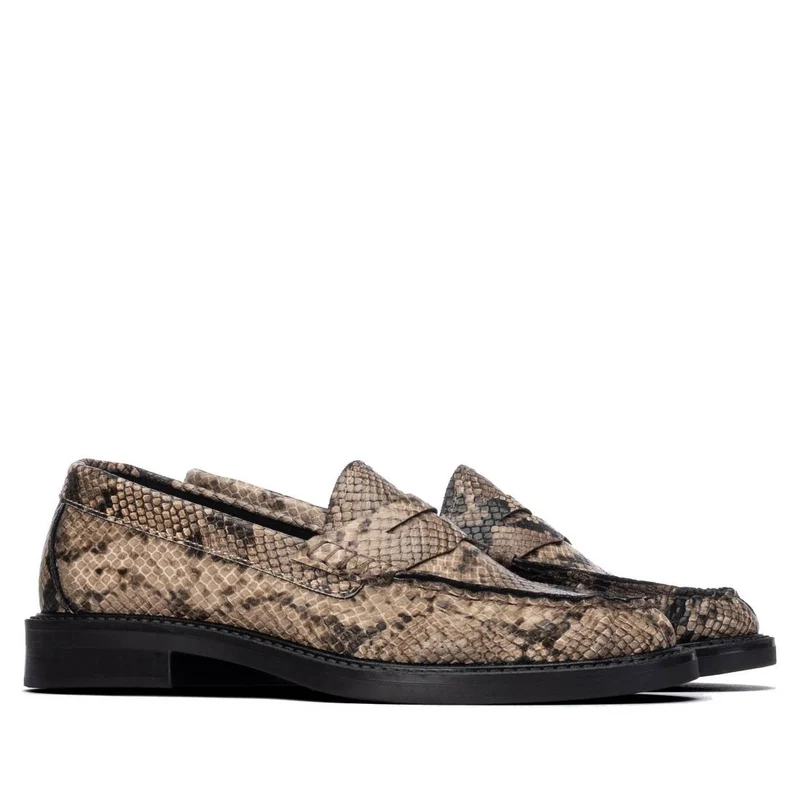 Zapato de mujer plano Xti 14602102