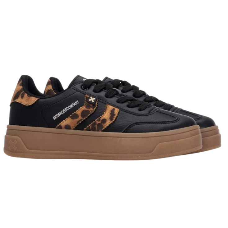 MUJER DEPORTIVA LEOPARDO