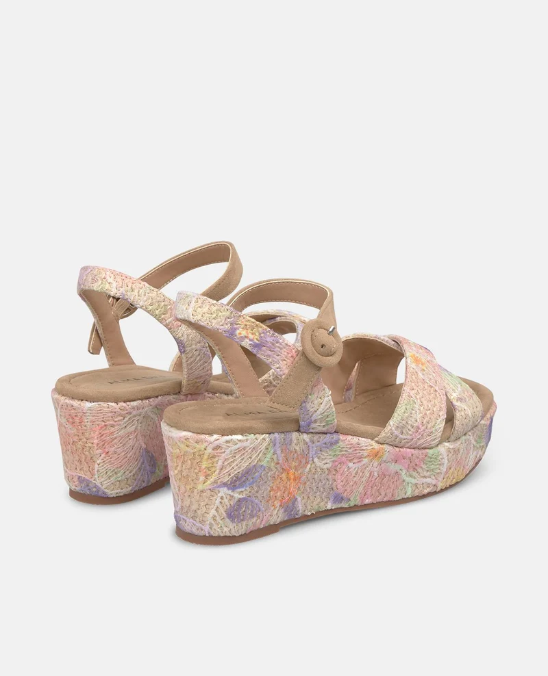 SANDALIA CUÑA TIRA FRONTAL MULTICOLOR