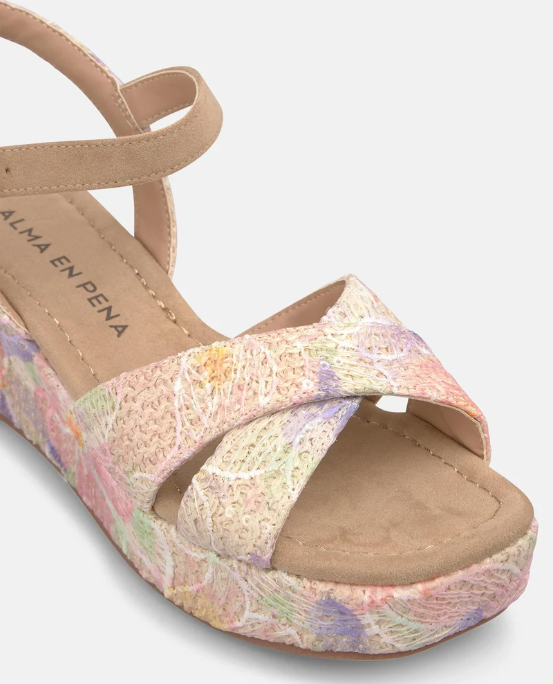 SANDALIA CUÑA TIRA FRONTAL MULTICOLOR