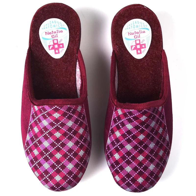 Zapatillas de Casa Natalia Gil Cuadros 308 Burdeos