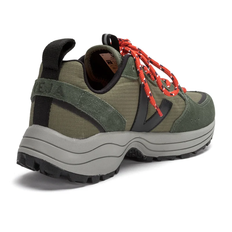 Deportiva kaki VENTURI Veja