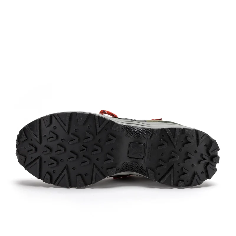 Deportiva kaki VENTURI Veja