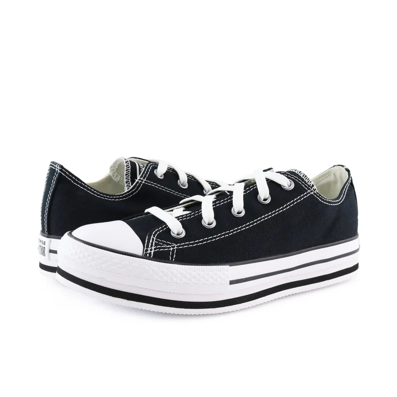 Zapatilla negra 670033C Converse