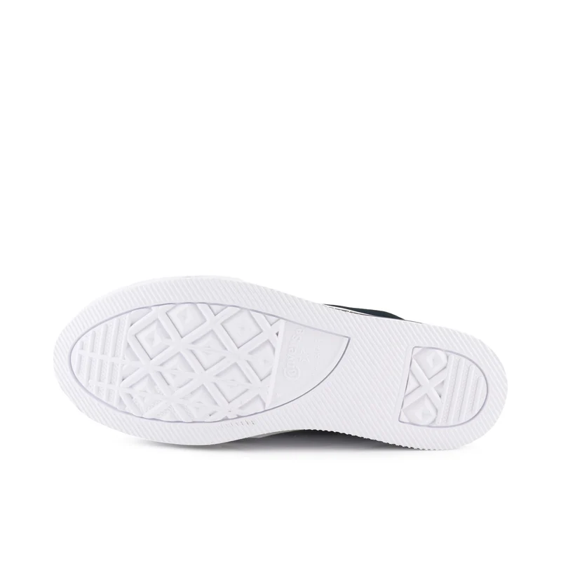 Zapatilla negra 670033C Converse