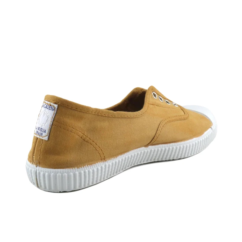 Zapatilla mostaza 88088 La Cadena