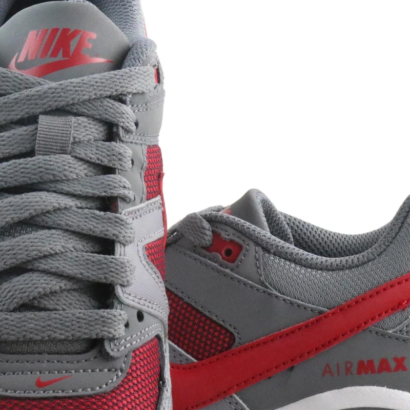 Deportiva gris AIRMAX Nike