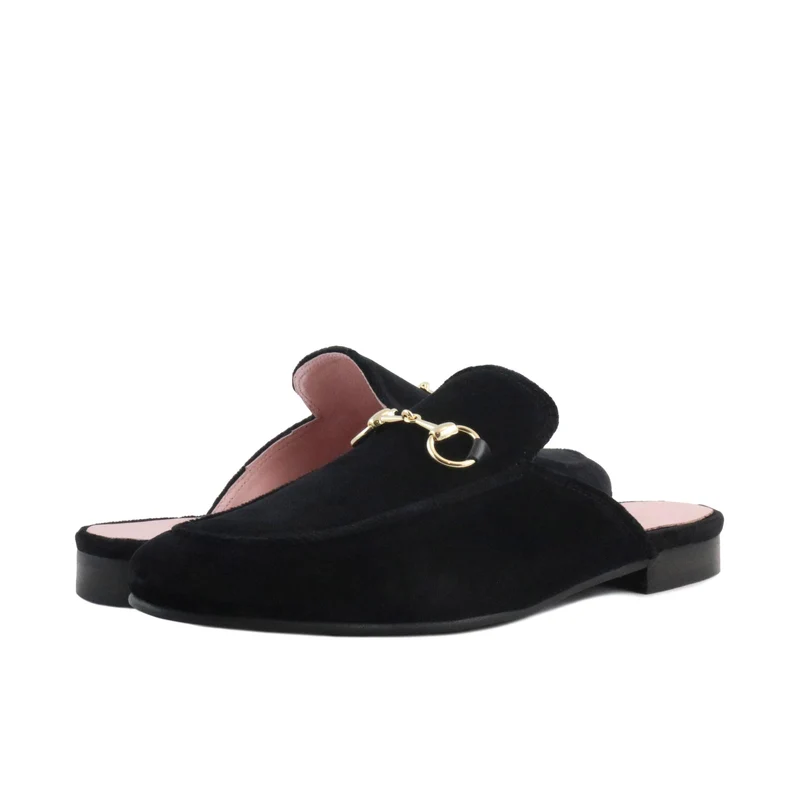 Mocasín negro VENEZIA Castellano