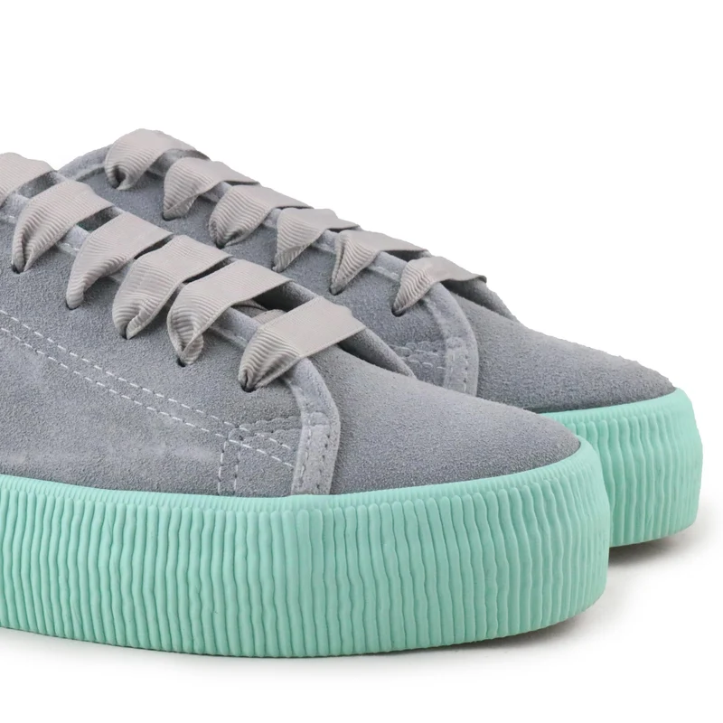 Zapatilla serraje gris 180 Walk in Pitas