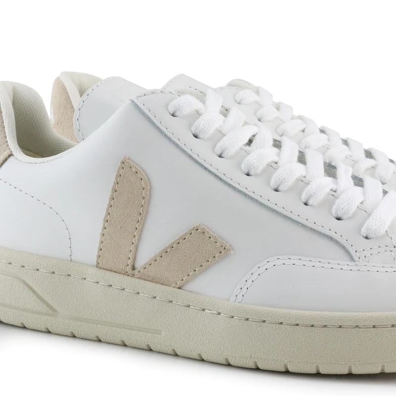 Deportiva blanco/sable V12 Veja
