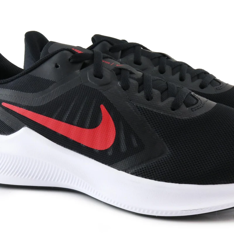 Deportiva negro/rojo DOWNSHIFTER Nike