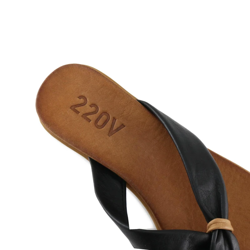 Sandalia negro KOTOR 220V