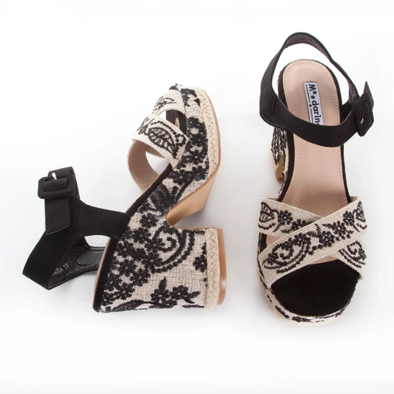 Sandalias de Esparto Mandarina Brígida Negro