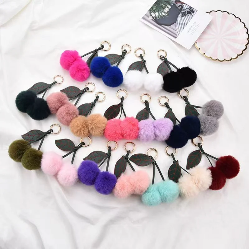 Miomu Llavero Pom Pom de Peluche, Diseño Cereza