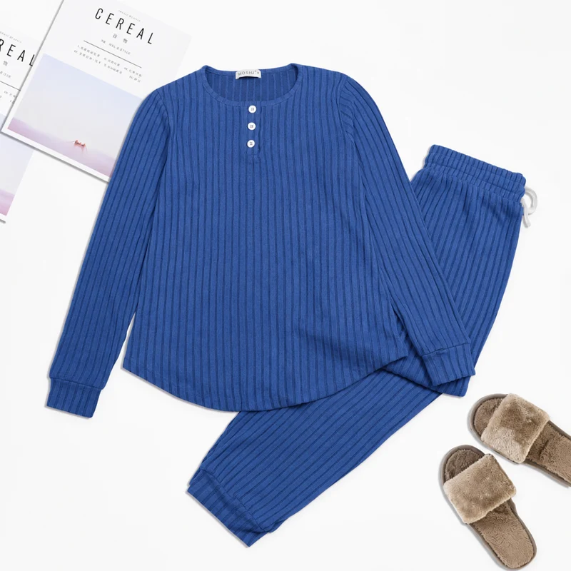 Miomu Loungewear, Caricia de Domingo