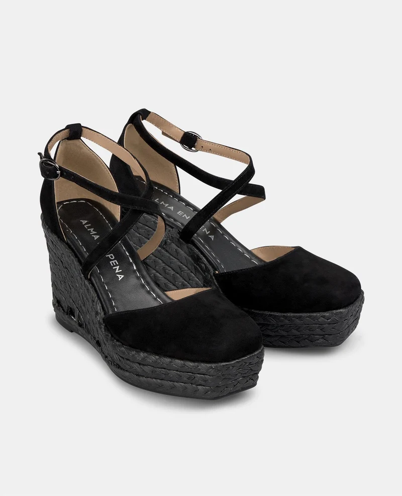 CUÑAS DE PIEL ENTRELAZADAS