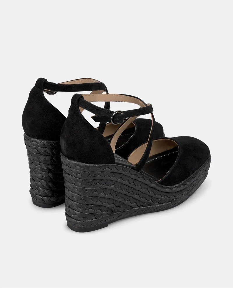 CUÑAS DE PIEL ENTRELAZADAS
