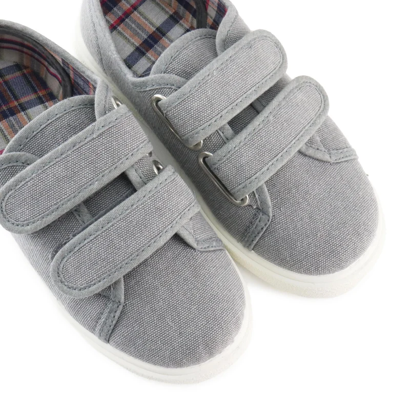 Zapatilla gris 445 Vulladi
