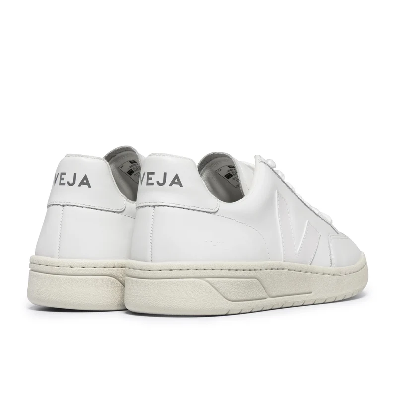 Deportiva blanco V12 Veja