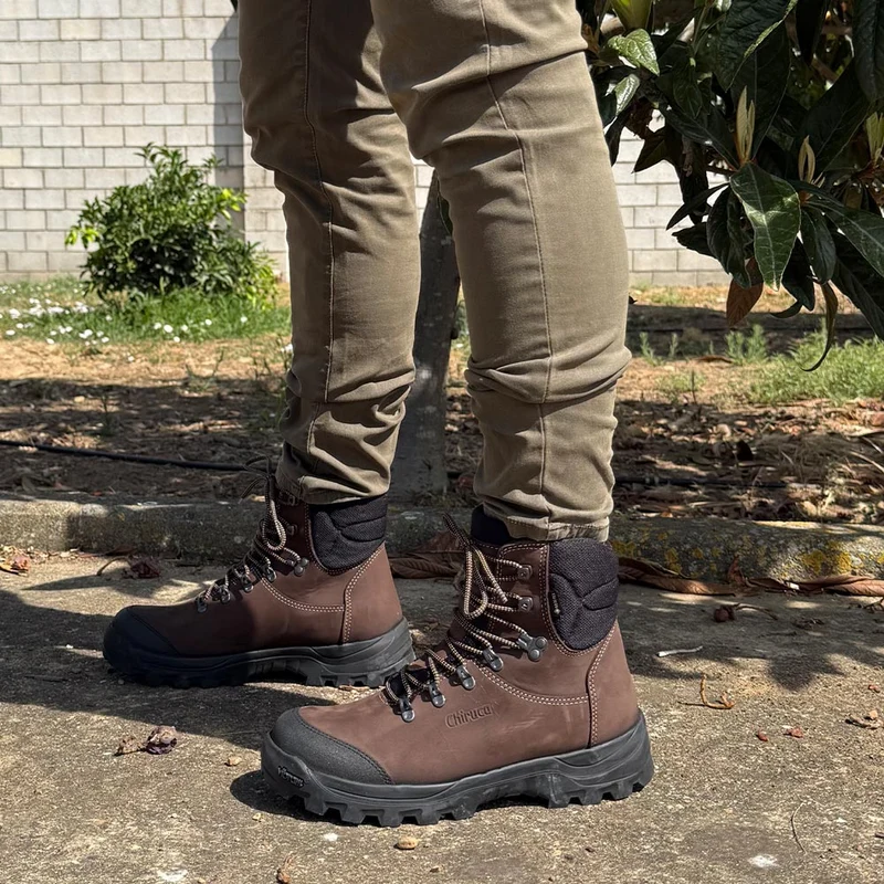 Botas de montaña y trekking Unisex Chiruca Bora 42 Gore-Tex Marrón
